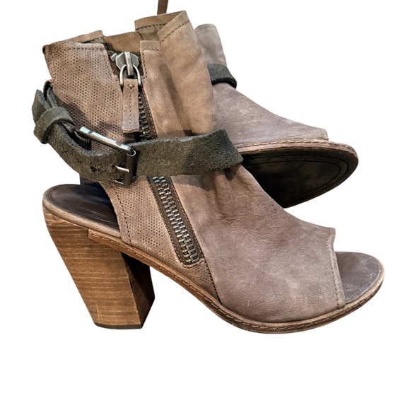 Dolce Vita Peep Toe Booties Suede Taupe Ankle Boots Buckle Strap Size 9.5 Boho - Picture 6 of 8